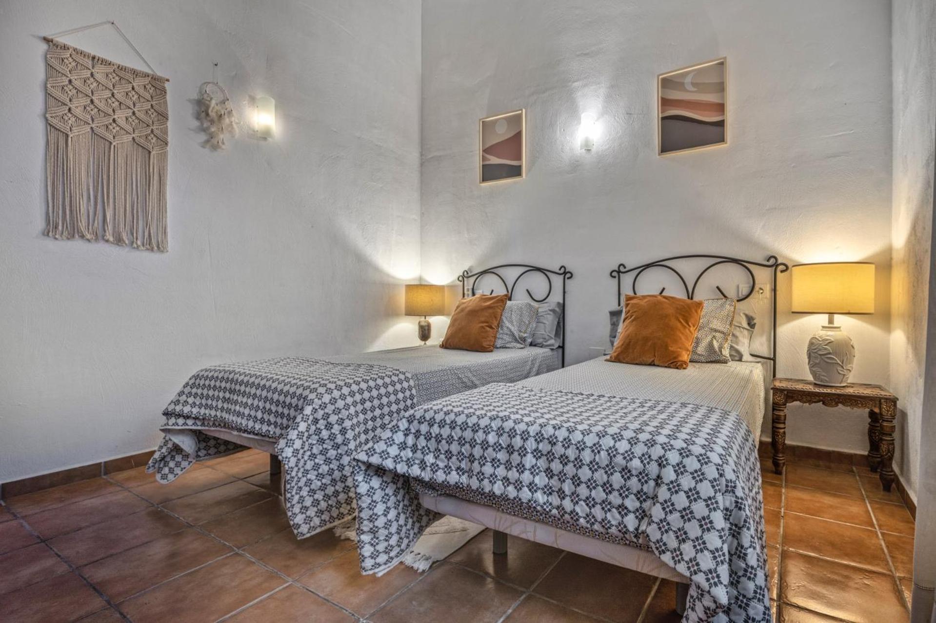 Casa Lobera Casas Rurales Canillas de Aceituno ภายนอก รูปภาพ